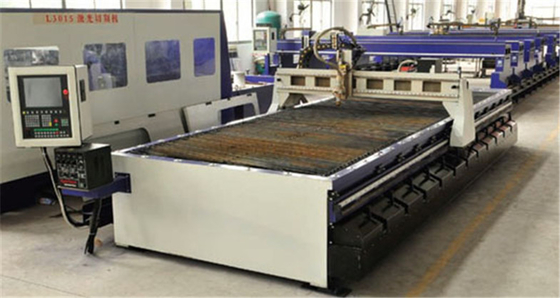 Βιομηχανικός τύπος 1000mm/Min VFD τεμνουσών μηχανών πλάσματος κρατών μελών CNC επιτραπέζιος